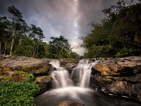 Explore Tropical Rainforests to Discover Lombok Waterfalls