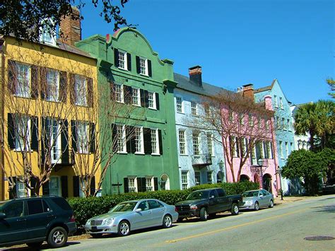 Rainbow Row, Charleston South Carolina. | Rainbow row charleston ...