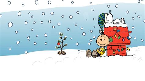 Snoopy Is Sleeping On Roof Top In Snowfall Background HD Snoopy Christmas Wallpapers | HD ...