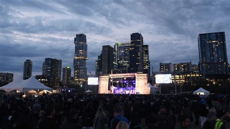 The SXSW Community Concerts at Lady Bird Lake | SXSW Conference & Festivals