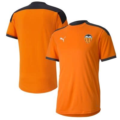 Valencia CF kit - FootballKit.Eu