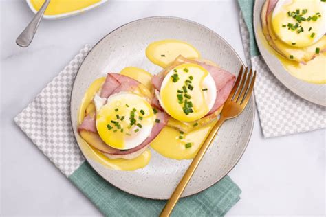 Meal Card: Eggs Benedict Breakfast Kit – Recette Magazine