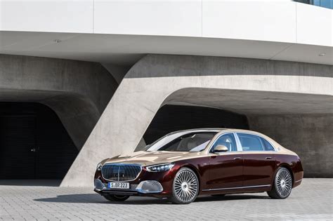 The 2022 Mercedes-Maybach S680 Is Bringing The V-12 Back! | Mercedes-Benz of Washington