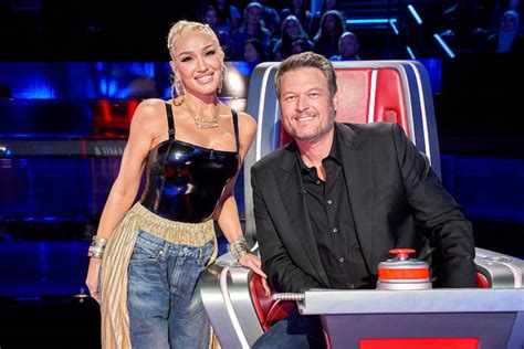 Gwen Stefani Surprises Blake Shelton at 'The Voice' Wrap Party