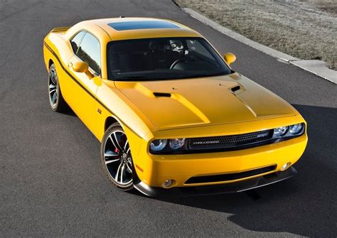 Sport Car Garage: 2012 Dodge Challenger SRT8 392 Yellow Jacket