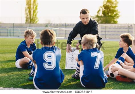 8,121 Kids Soccer Coach Images, Stock Photos & Vectors | Shutterstock