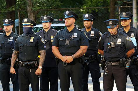 NYPD cops find respect, warm welcome, more money in Florida