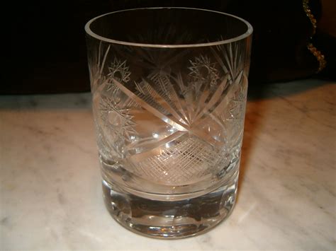 File:Old fashioned glass 2.jpg - Wikimedia Commons