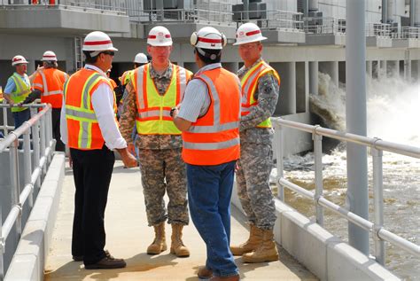 Engineers take protecting New Orleans personally | Article | The United ...