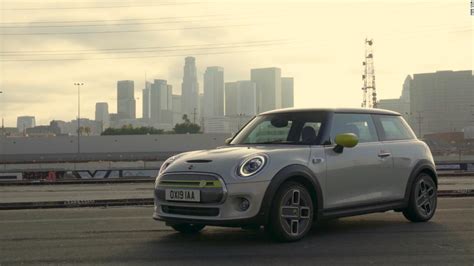 The new electric Mini Cooper is a blast. Too bad it's so impractical - CNN