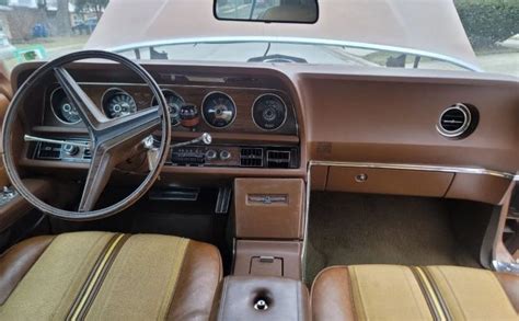 Factory Sunroof: 1970 Ford Thunderbird Landau | Barn Finds