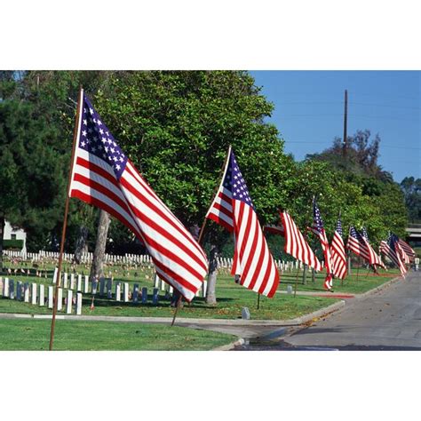 Memorial Day Flag Etiquette - Synonym