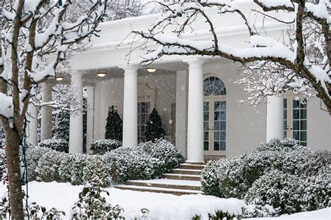 The White House Grounds Covered in Snow on January 13, 201… | Flickr