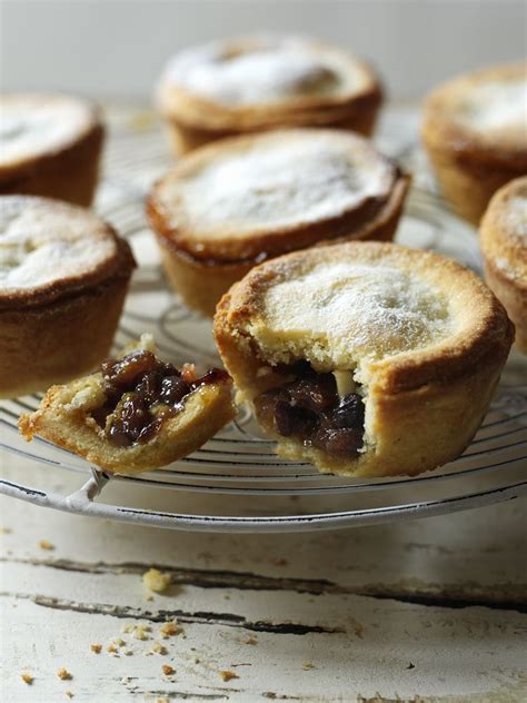 Paul Hollywood’s mince pies recipe | Recipe | Christmas cooking, Christmas baking, Xmas food