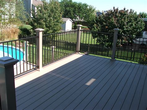 Deck Railings | Deck Railing Systems | Wood | Composite | Metal