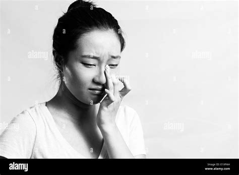 Sad girl crying Stock Photo - Alamy