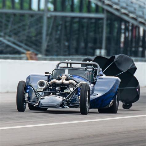 Street-Legal Slingshot Dragster by ToyMakerz Makes 2,600 HP - autoevolution