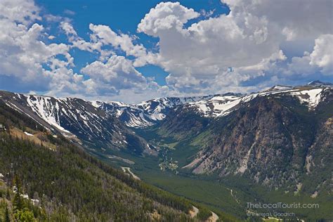 Driving Beartooth Highway - America's Most Beautiful Drive