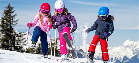 12 Top Tips for Skiing with Kids - The Family Vacation Guide