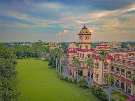 10 Most Beautiful College Campuses Across India | So Delhi