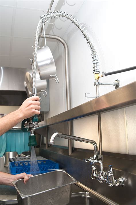 How to Specify a Pre-Rinse Unit - Foodservice Equipment Reports Magazine