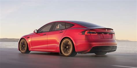 1020-HP Tesla Model S Plaid Gets Price Hike ahead of 'Delivery Event'