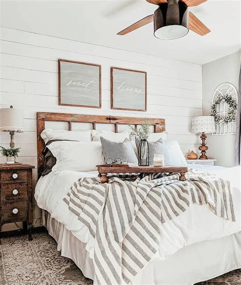 40 Joanna Gaines-Inspired Homes That Have That Modern Farmhouse Feel in 2020 | Home decor ...