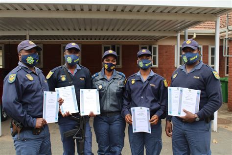 Durban North police officers recognised for arrests | Northglen News