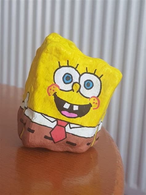 Spongebob Squarepants Rock Painting | Painted rocks, Spongebob, Rock crafts