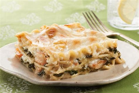 Seafood Lasagna - spinach, shrimp and crabmeat (add garlic, salt & pepper for taste...double the ...