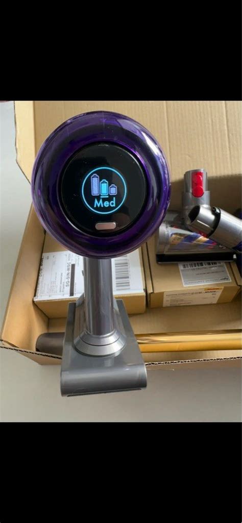 Dyson V12 Detect Slim Absolute, TV & Home Appliances, Vacuum Cleaner ...