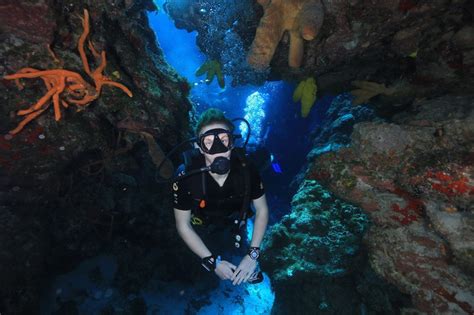 Cozumel Scuba Diving From Cancun - A' HA' Scuba Diving