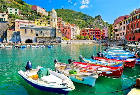 Cinque Terre Hiking Tour From La Spezia Train Station