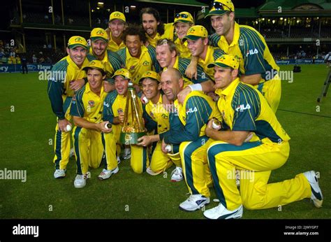 Australia's One Day Cricket team celebrate their series win Stock Photo ...