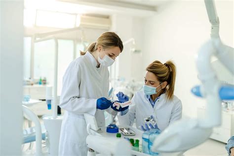 Dental Laboratory Technician Job Description Template - VIVAHR