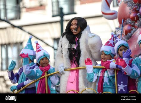 Brandy Norwood attends the 2023 Macy's Thanksgiving Day Parade on November 23, 2023 in New York ...