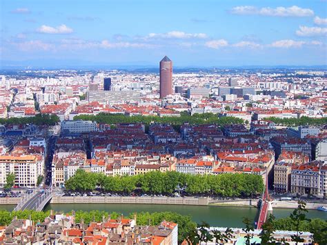 Looking at the City of Lyon, France image - Free stock photo - Public Domain photo - CC0 Images