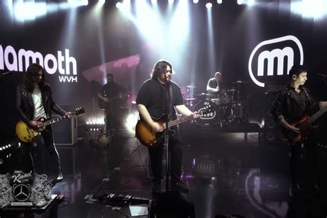 Mammoth WVH Performs Eddie Van Halen Tribute ‘Distance’ on ‘Kimmel ...