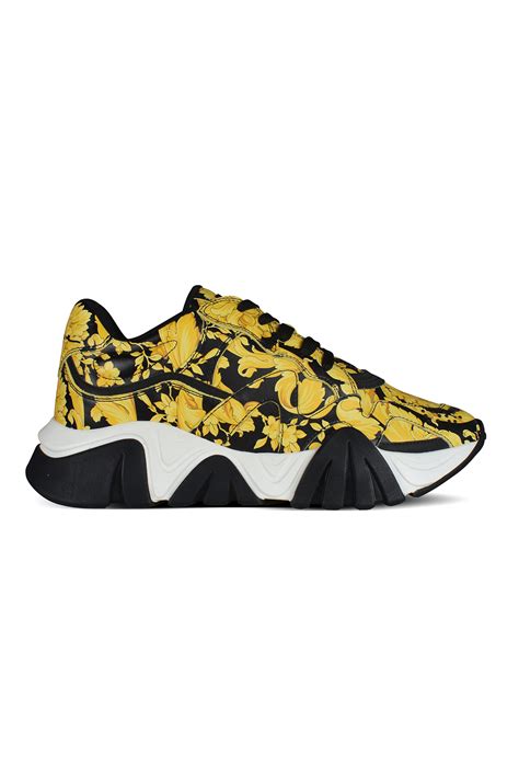 Men luxury sneakers - Versace Sneakers in black leather and yellow print