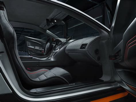 Aston Martin Vantage GT3 special edition interior