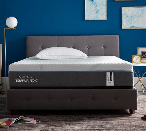 Tempur-Pedic TEMPUR-Adapt® 11" Medium Hybrid Mattress in 2021 ...