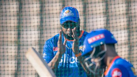 IPL 2023: Batting Coach Kieron Pollard Joins Mumbai Indians Squad