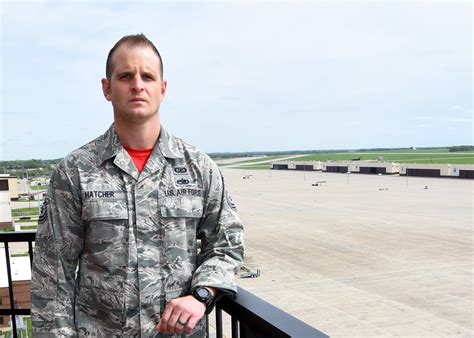 Missouri Air National Guardsman receives prestigious safety award > 131st Bomb Wing > Article ...