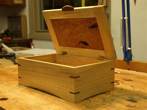 Taylor BenchWorks: Simple Jewelry Box for Alex