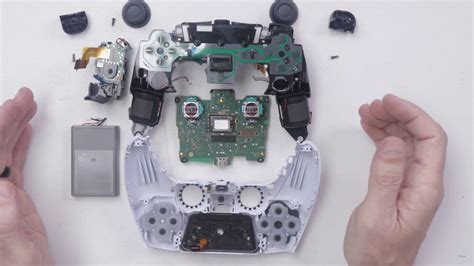 PlayStation 5 DualSense controller teardown: adaptive triggers explained