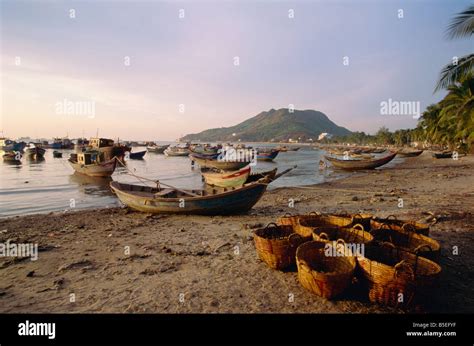 Bai Truoc Front Beach Vung Tau Town Saigon Vietnam Indochina Southeast Asia Asia Stock Photo - Alamy