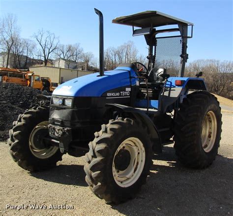 New Holland TS110 MFWD tractor in Eldon, MO | Item DB9798 sold | Purple Wave