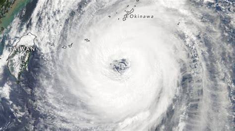 Southern Japan braces as typhoon charts course for main island | CBC News