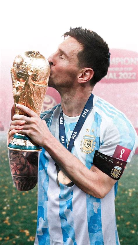 Top 72+ messi holding the world cup wallpaper best - in.coedo.com.vn