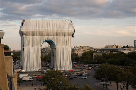 Artists Wrap Paris’ Iconic Arc de Triomphe With Shimmering Fabric